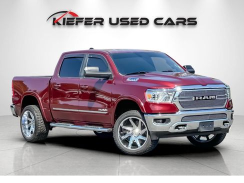 Used 2022 RAM 1500 Big Horn AWD/4WD image 2
