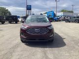 Used 2021 Ford Edge Titanium image 2