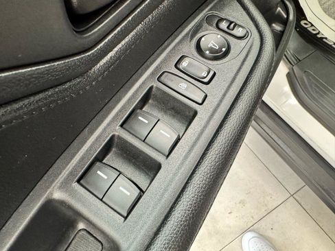 Used 2024 Honda Odyssey EX-L image 12