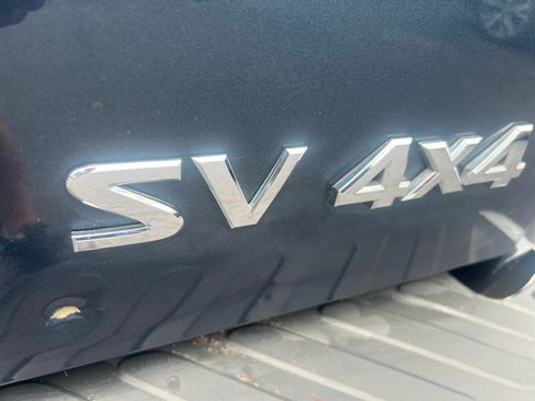 Used 2013 Nissan Frontier SV AWD/4WD image 7