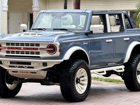 Used 2025 Ford Bronco Outer Banks AWD/4WD image 38