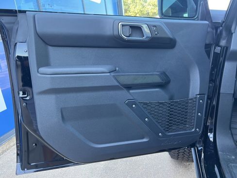 New 2025 Ford Bronco Badlands image 11