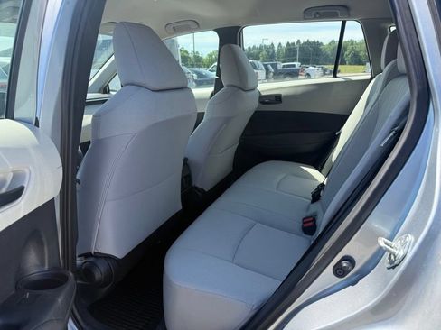 Used 2023 Toyota Corolla Cross L FWD image 11