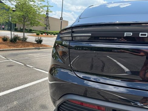 New 2025 Porsche Macan 4S Electric image 14