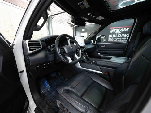 Used 2023 Toyota Tundra Platinum image 8