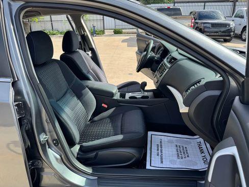 Used 2017 Nissan Altima 2.5 S w/ Power Driver Seat Package image 36