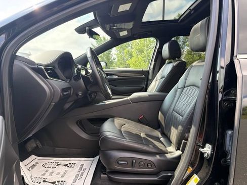 Used 2024 Buick Enclave Avenir w/ Avenir Technology Package AWD/4WD image 24