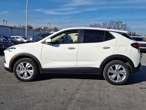 Used 2024 Buick Encore GX Preferred w/ Comfort Package image 7