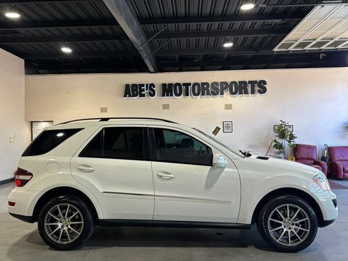 Used 2009 Mercedes-Benz ML 350 4MATIC image 4