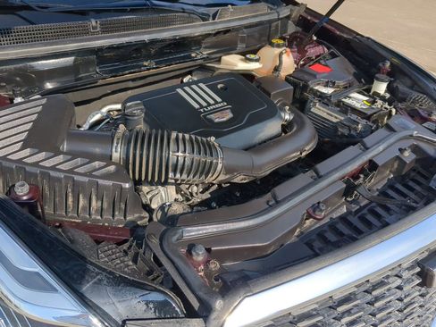 Used 2021 Cadillac XT5 Premium Luxury image 18