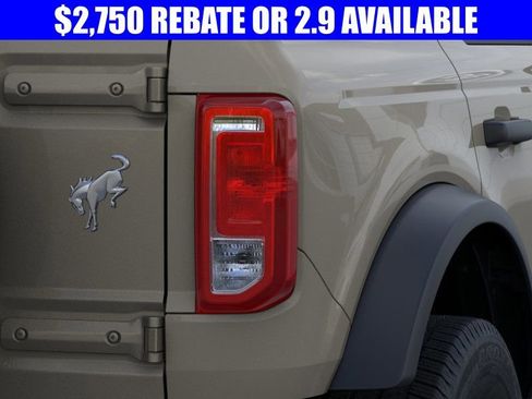 New 2025 Ford Bronco 4-Door image 23