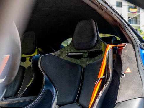 Used 2019 McLaren 600LT RWD image 54