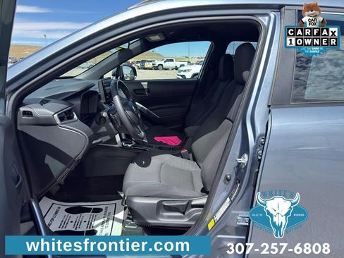 Used 2023 Toyota Corolla Cross AWD Hybrid image 15