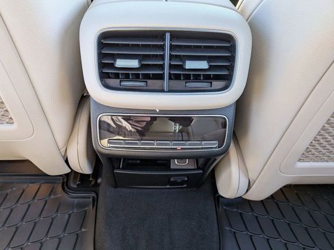 Used 2022 Mercedes-Benz GLS 450 4MATIC image 18