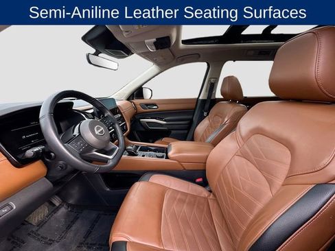 Used 2023 Nissan Pathfinder Platinum w/ Cargo Package image 24