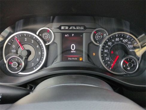 New 2026 RAM 1500 Big Horn w/ Night Edition image 28