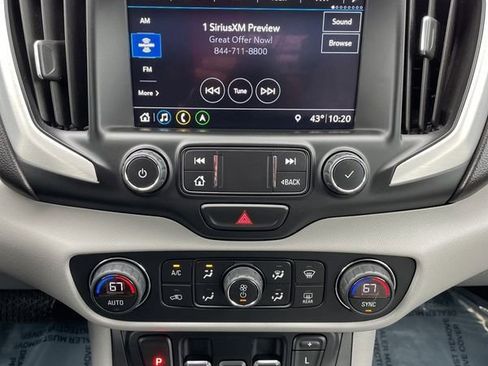 Used 2019 GMC Terrain SLT w/ Preferred Package image 12