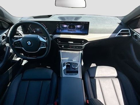 Used 2025 BMW 430i Convertible w/ Premium Package RWD image 15