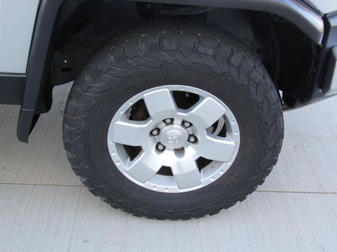 Used 2007 Toyota FJ Cruiser 4WD image 26