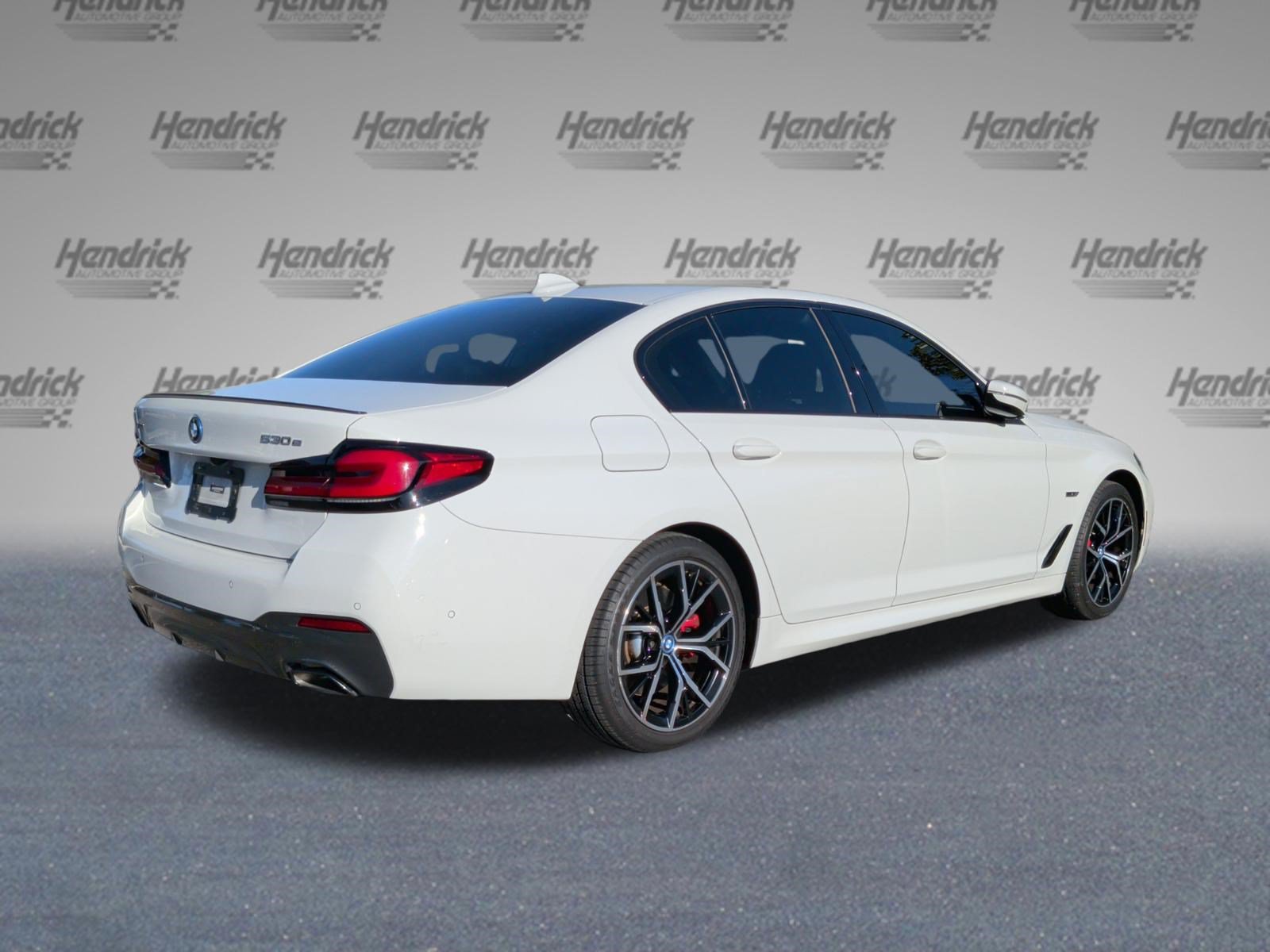 Used 2023 BMW 530e xDrive w/ Premium Package AWD/4WD image 7