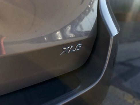 Used 2019 Toyota Sienna XLE w/ XLE Navigation Package FWD image 47