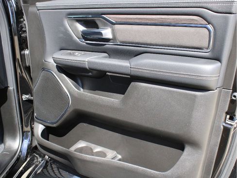 New 2026 RAM 1500 Laramie AWD/4WD image 23
