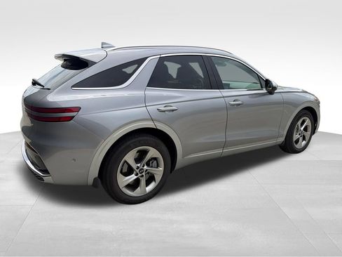 Certified 2026 Genesis GV70 2.5T Advanced AWD/4WD image 5