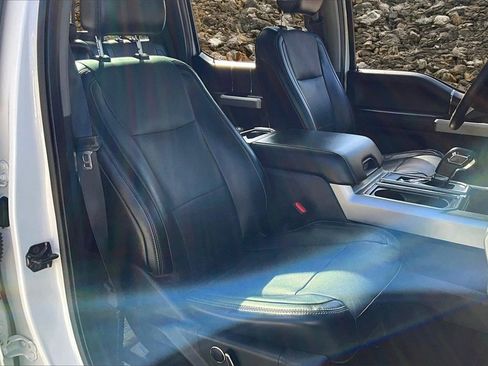 Used 2016 Ford F150 Lariat w/ Equipment Group 502A Luxury image 7