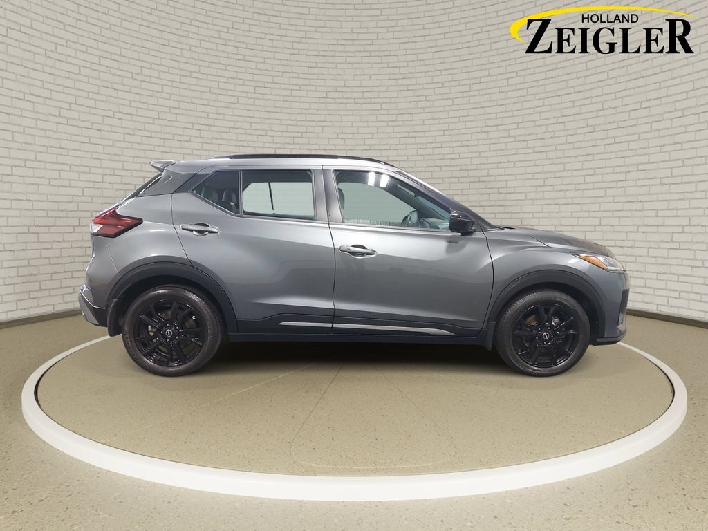 Certified 2023 Nissan Kicks SR w/ SR Premium Package FWD image 4