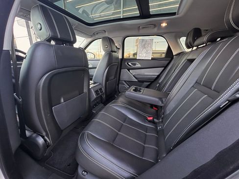 Used 2018 Land Rover Range Rover Velar S image 18
