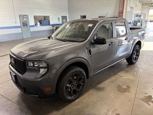 New 2025 Ford Maverick XLT w/ XLT Luxury Package image 3