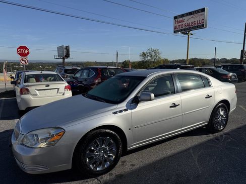 Used 2009 Buick Lucerne CXL image 2