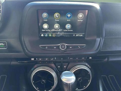 Used 2019 Chevrolet Camaro LT w/ RS Package image 27