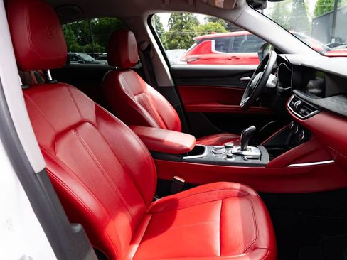 Used 2021 Alfa Romeo Stelvio Sprint RWD image 24