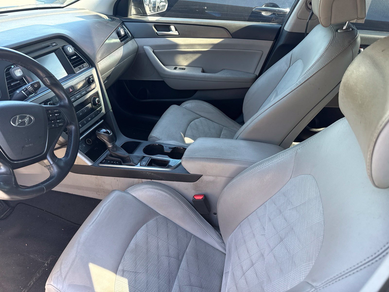 Used 2017 Hyundai Sonata Sport w/ Value Edition Package 02 FWD image 5