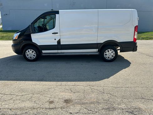 Used 2016 Ford Transit 250 250 Van Low Roof 60/40 Pass.13 w/ Exterior Upgrade Package image 4