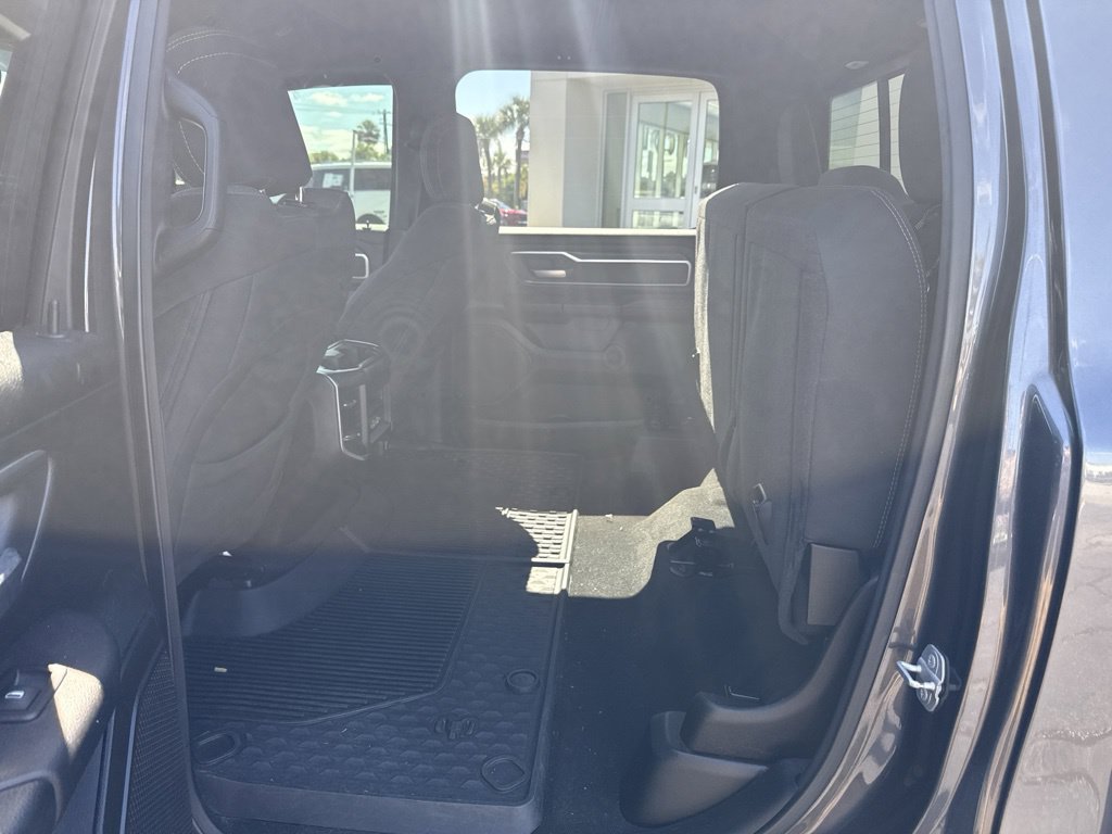 Used 2019 RAM 1500 Big Horn AWD/4WD image 8