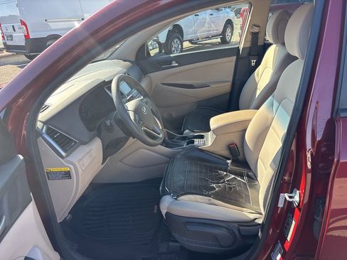Used 2018 Hyundai Tucson SE image 9