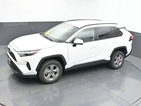 Used 2025 Toyota RAV4 XLE image 34