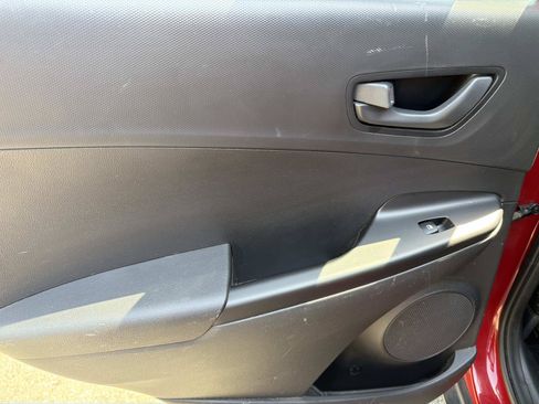 Used 2020 Hyundai Kona SEL FWD image 10