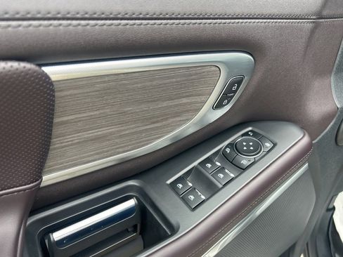 Used 2025 Ford Expedition Max Platinum w/ Platinum Ultimate Package image 23