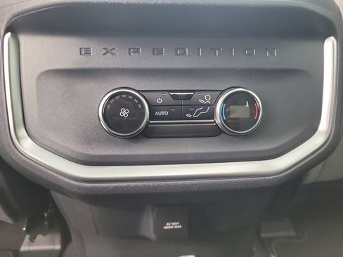 New 2026 Ford Expedition Active RWD image 19