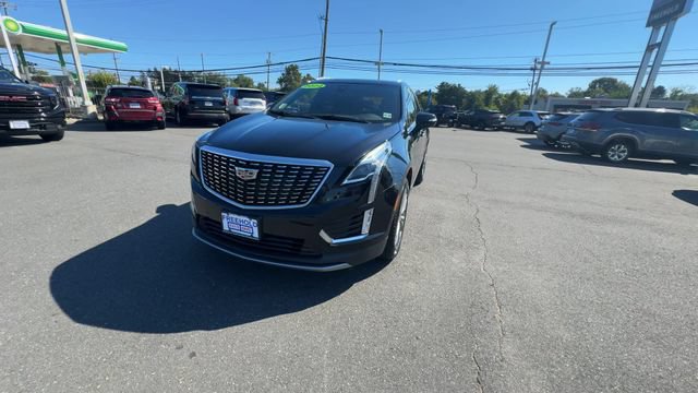 Certified 2024 Cadillac XT5 Premium Luxury w/ LPO, Floor Liner Package AWD/4WD image 3