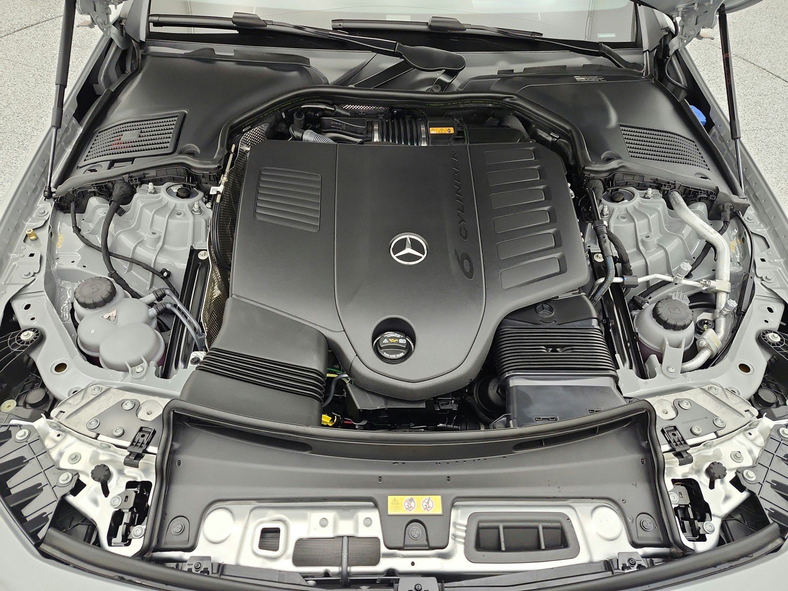 New 2027 Mercedes-Benz CLE 450 4MATIC Cabriolet image 12