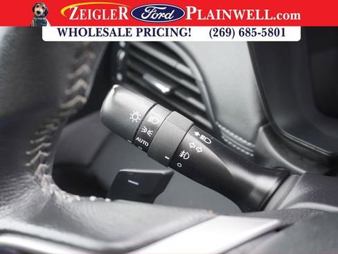 Used 2024 Subaru Outback Premium image 26