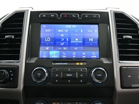 Used 2021 Ford F250 Lariat w/ Tremor Off-Road Package AWD/4WD image 36