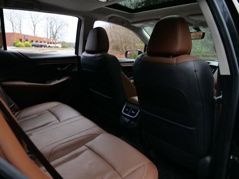 Used 2020 Subaru Outback Touring XT image 40