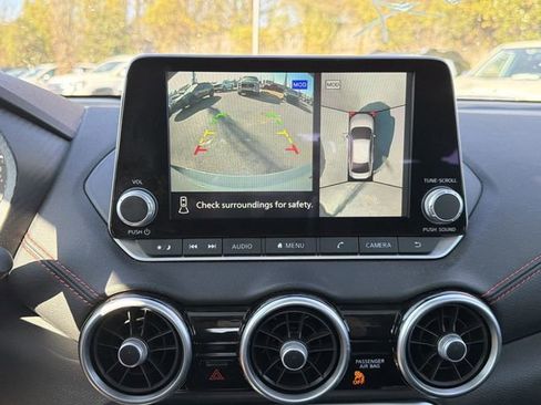 Used 2024 Nissan Sentra SR w/ SR Premium Package image 28