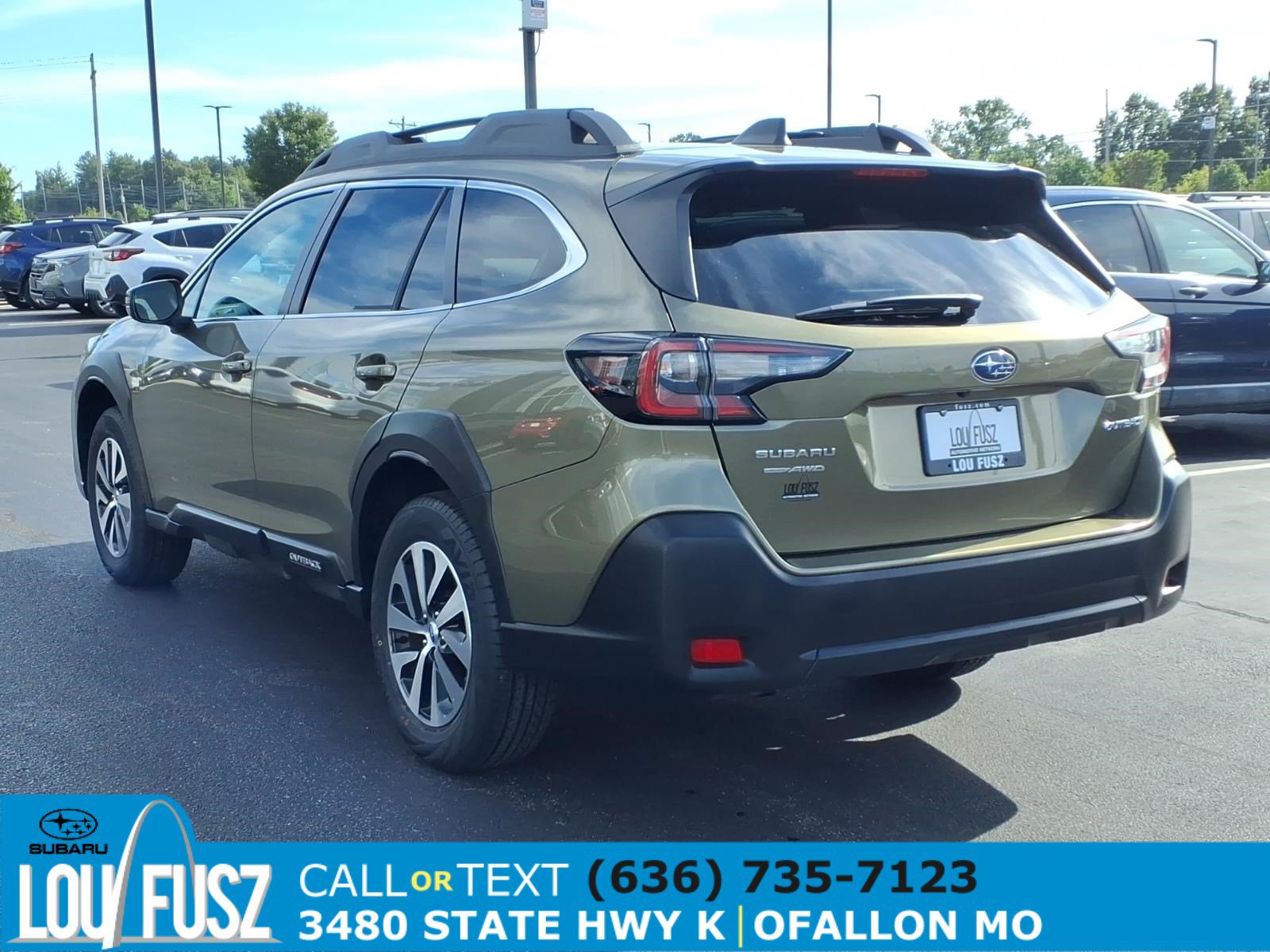 Used 2025 Subaru Outback Premium AWD/4WD image 5