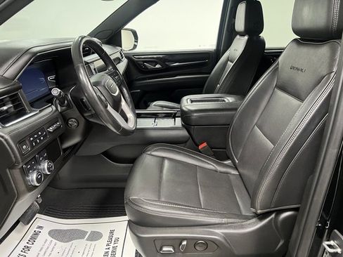 Used 2022 GMC Yukon XL Denali image 21